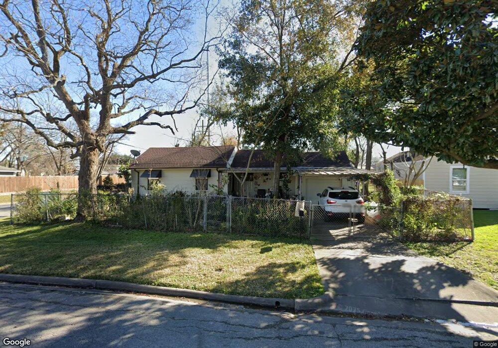 7134 Winfree Dr, Houston, TX 77087 - photo 1