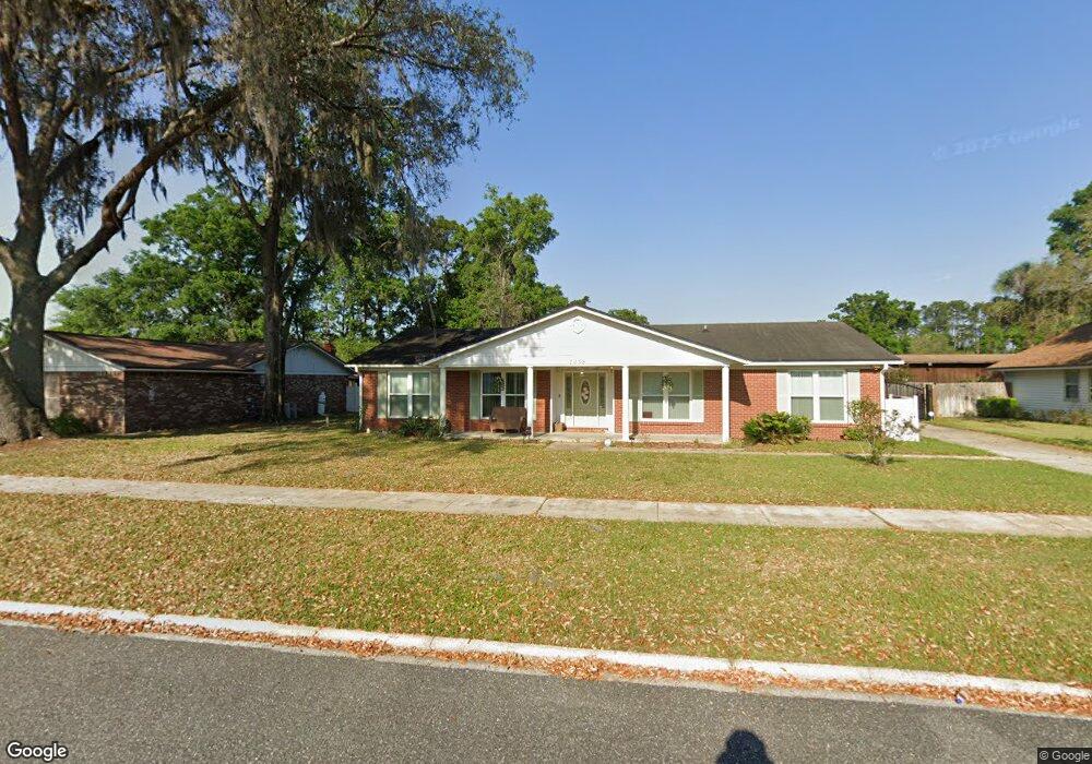 7038 Bakersfield Dr, Jacksonville, FL 32210 - photo 1