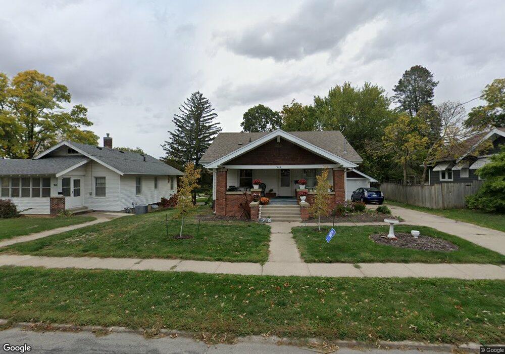 914 S 5th Ave W, Newton, IA 50208 - photo 1