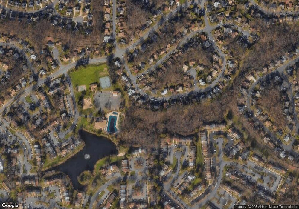 316 Avondale Dr, Sterling, VA 20164 - photo 1