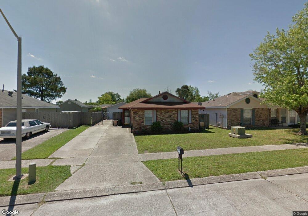 2809 Bayou Teche Dr, Marrero, LA 70072 - photo 1