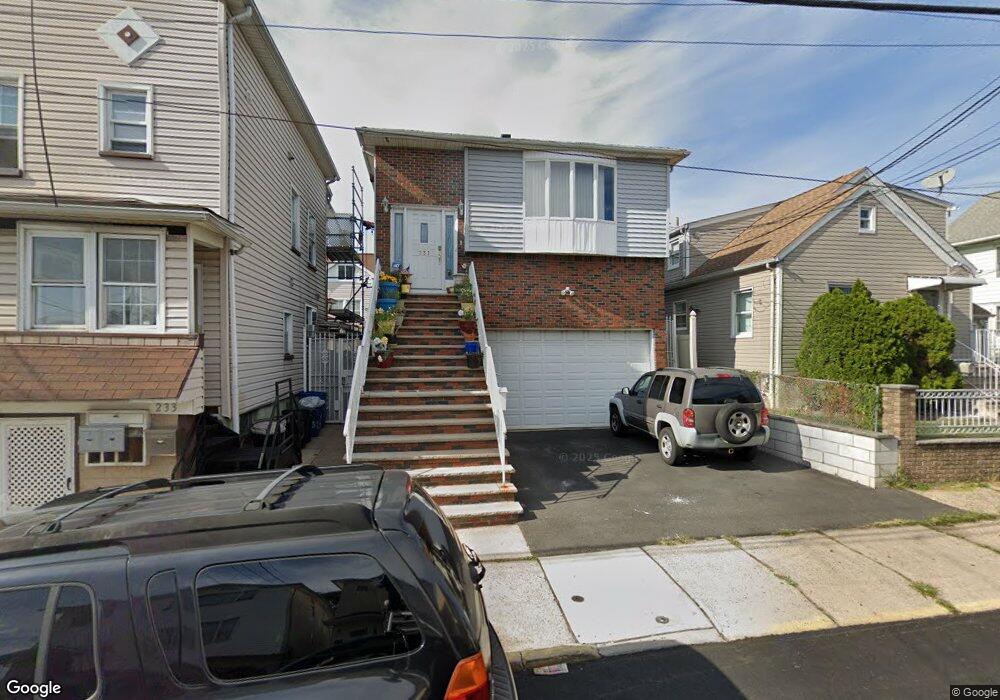 231 Amity St, Elizabeth, NJ 07202 - photo 1