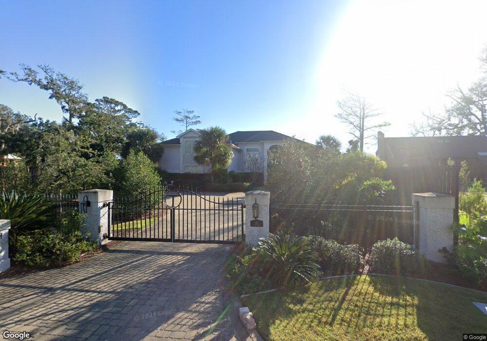 115 Runnymede Rd, Saint Simons Island, GA 31522 - photo 1