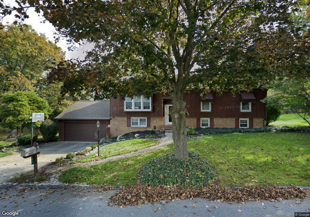 221 Carlton Rd, Hershey, PA 17033 - photo 1