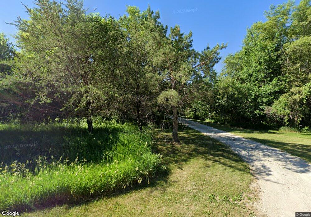 4610 Durow Rd, Center Point, IA 52213 - photo 1