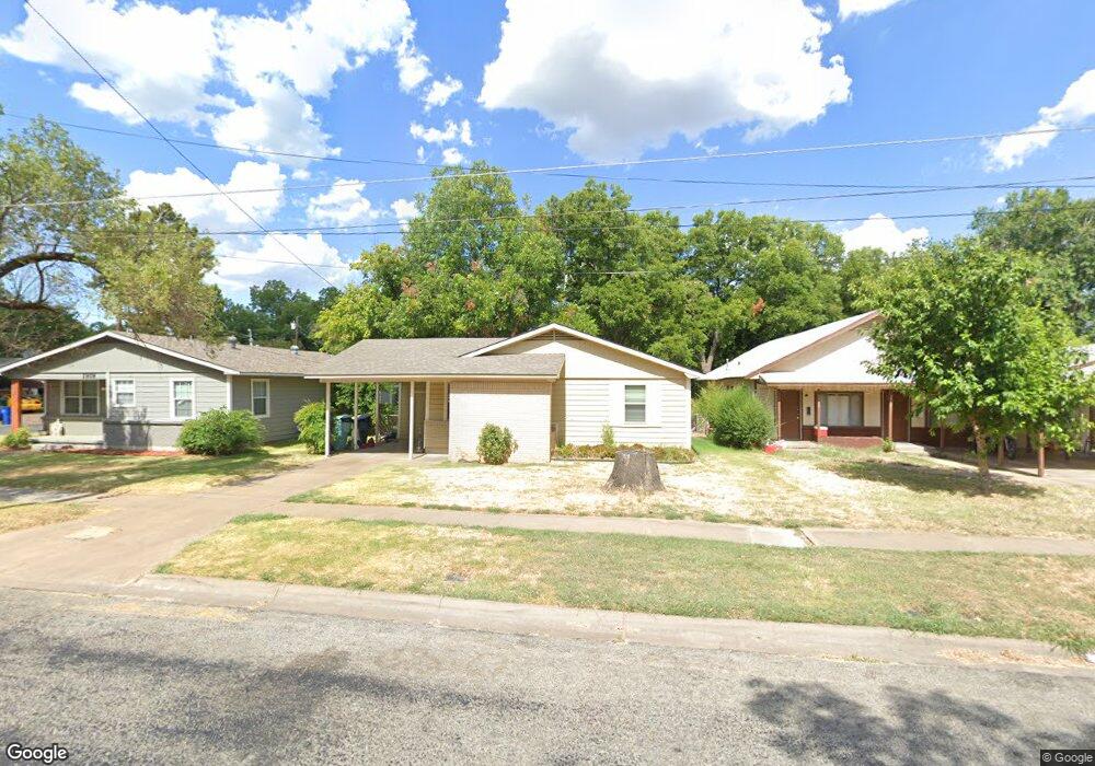 1917 N Shannon St, Sherman, TX 75092 - photo 1