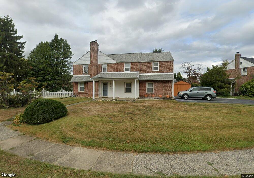 2429 N Greenhill Rd, Broomall, PA 19008 - photo 1