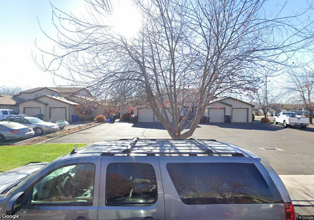 508 NE Negus Loop unit C, Redmond, OR 97756 - photo 1