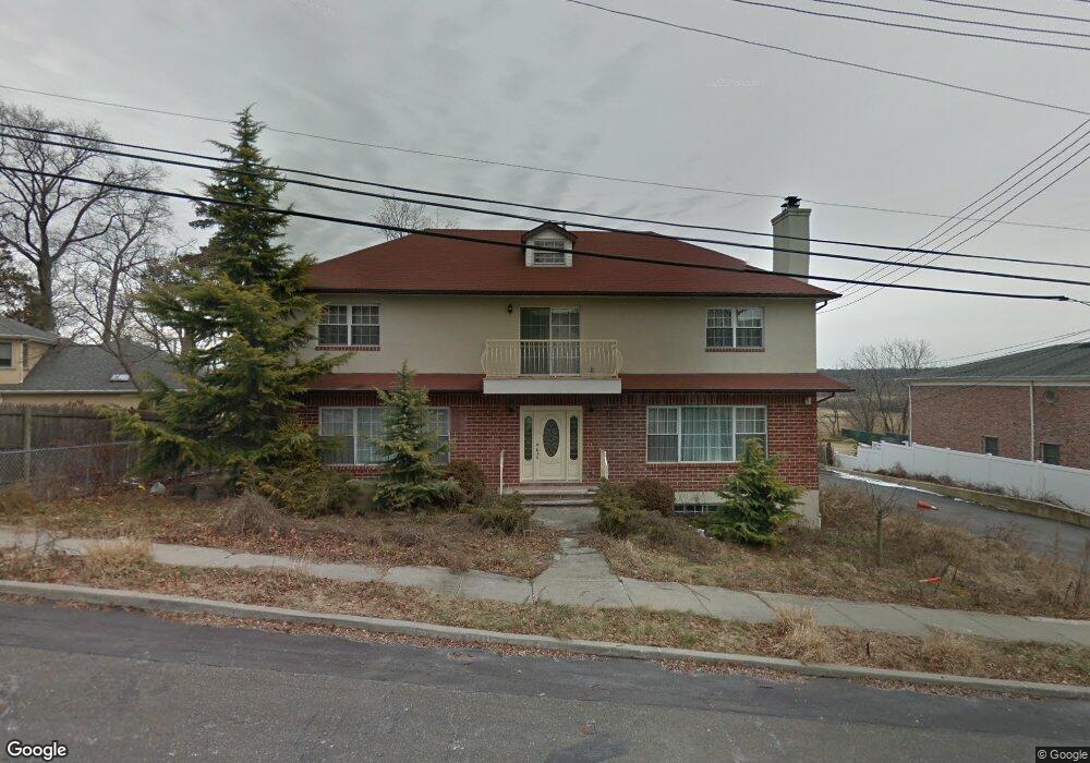 3939 223rd St, Bayside, NY 11361 - photo 1