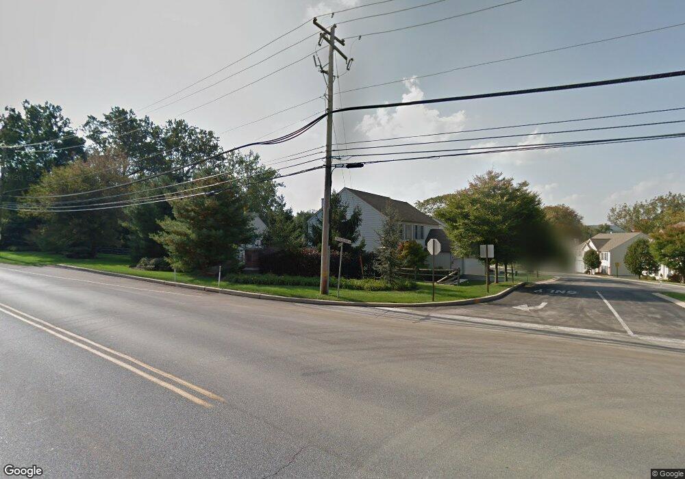 2 Malin Station Rd unit 1, Malvern, PA 19355 - photo 1