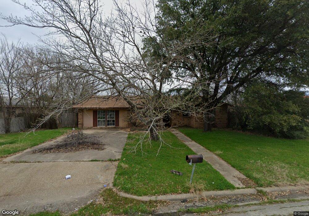 1405 S Benton St, Corsicana, TX 75110 - photo 1