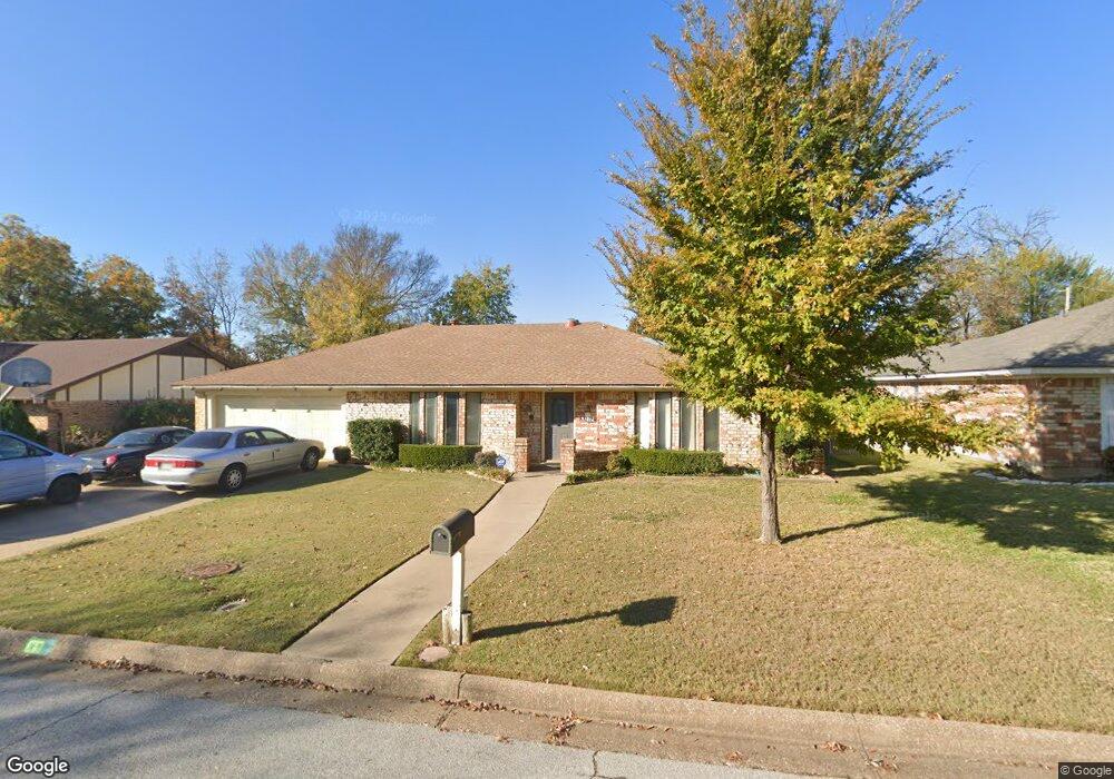 2125 Cannon Dr, Hurst, TX 76054 - photo 1