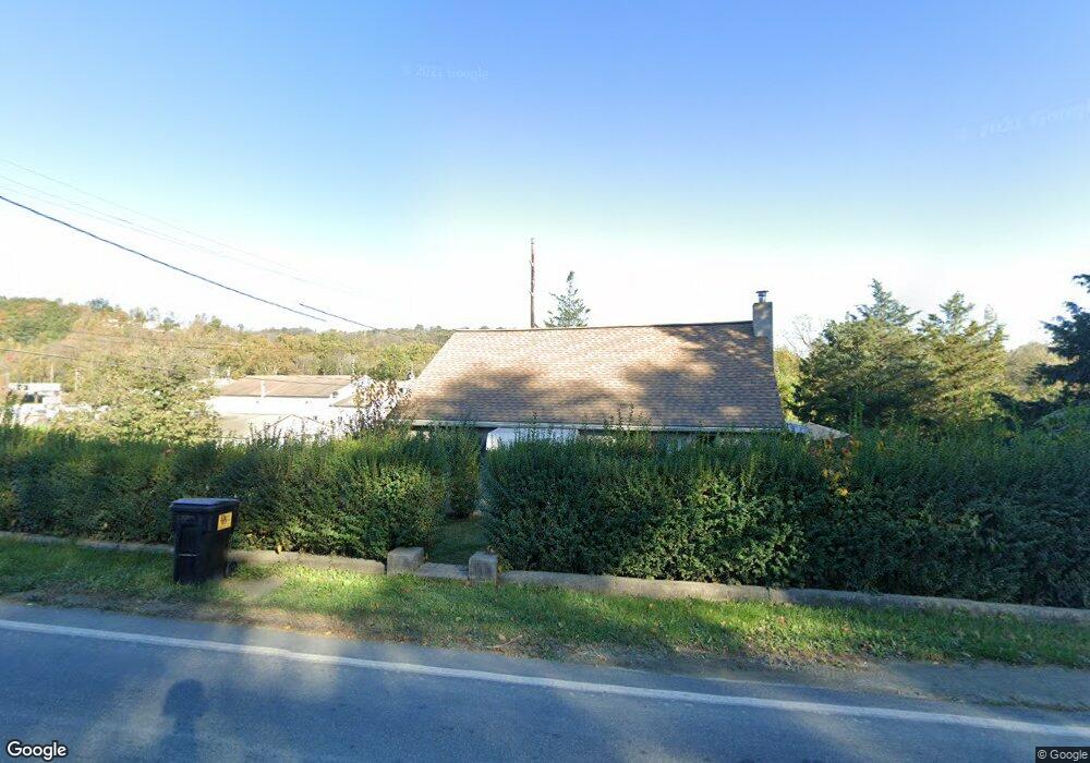 1294 N Reading Ave, Bechtelsville, PA 19505 - photo 1