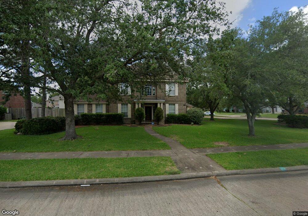 2306 Sarasota Dr, Friendswood, TX 77546 - photo 1