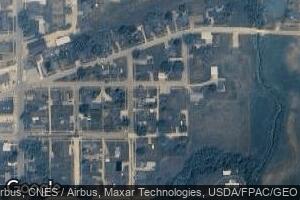 44 N Amos St, Preston, IA 52069