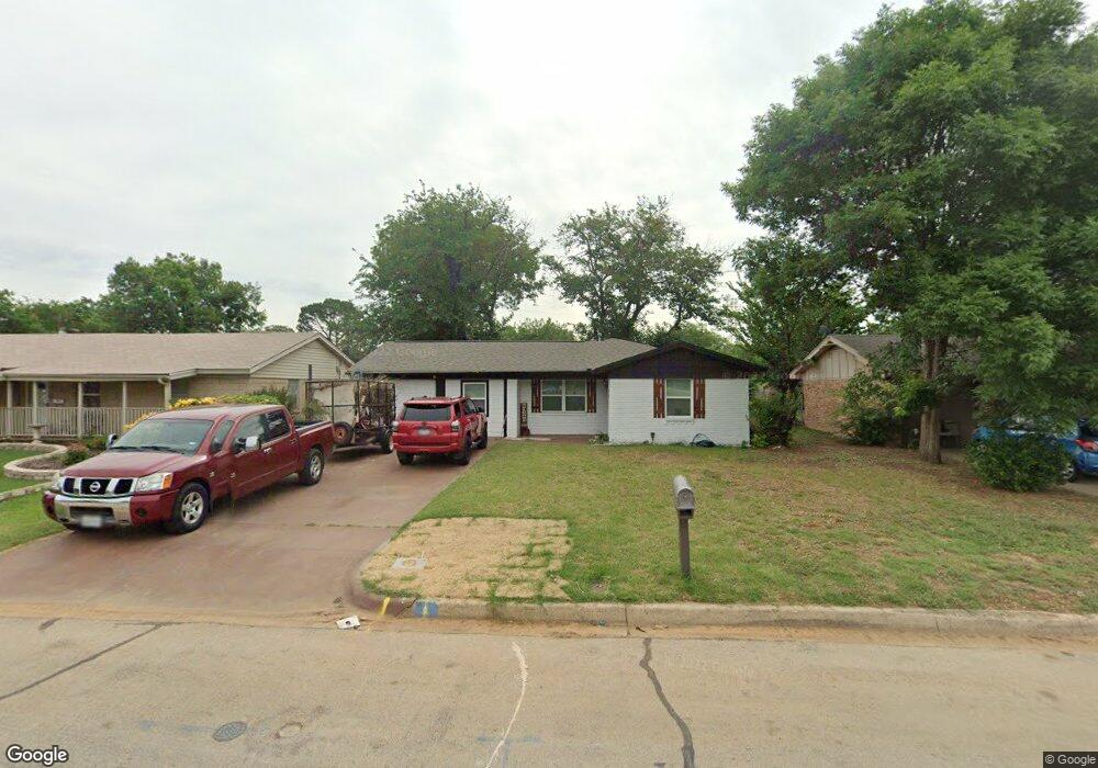 208 Anderson Dr, Hurst, TX 76053 - photo 1