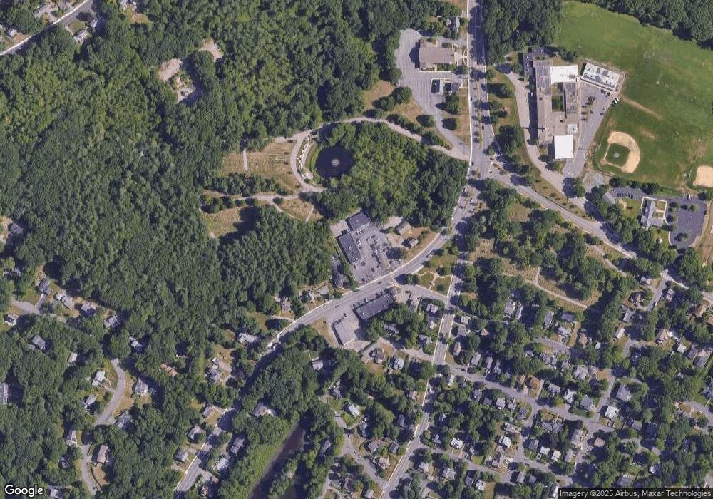 911-929 High St unit 4, Westwood, MA 02090 - photo 1