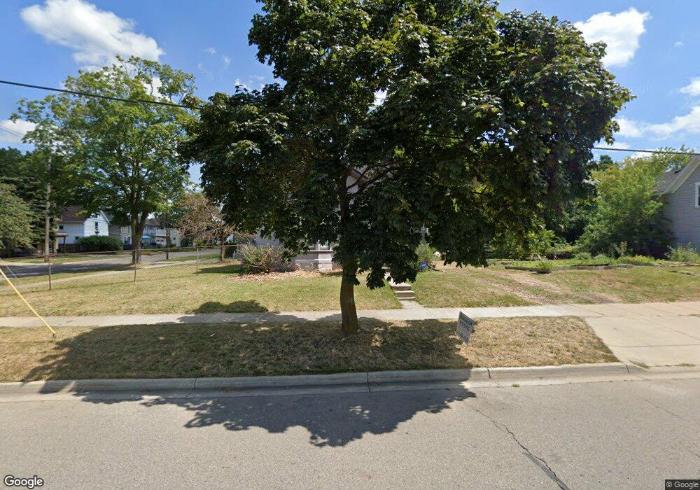 730 N Pine St unit A, Lansing, MI 48906 - photo 1