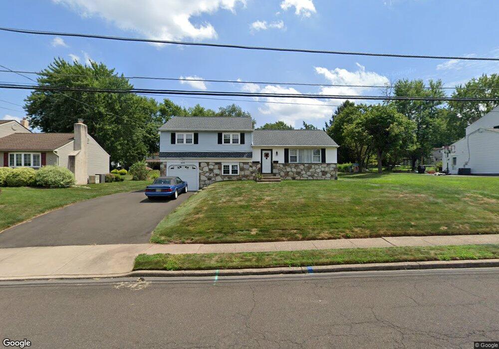 805 Phillips Rd, Warminster, PA 18974 - photo 1