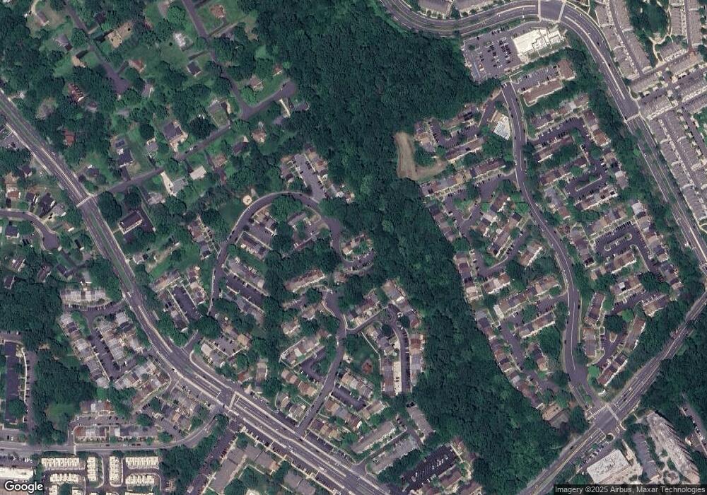 9588 Lindenbrook St, Fairfax, VA 22031 - photo 1