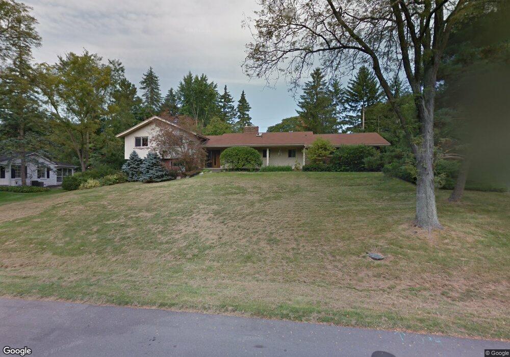 735 Rock Spring Rd, Bloomfield Hills, MI 48304 - photo 1