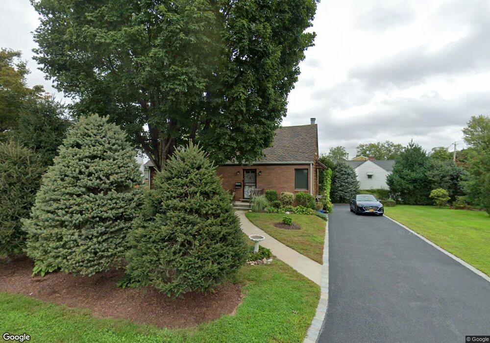 222 Pythian Ave, Hawthorne, NY 10532 - photo 1