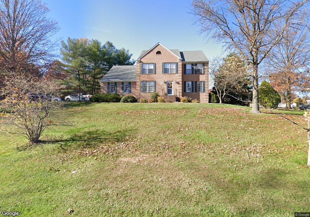 5724 Mineral Ave, Halethorpe, MD 21227 - photo 1