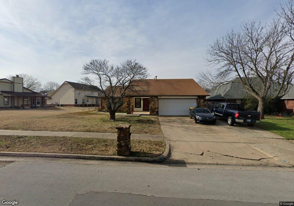 13784 S Poplar Place, Glenpool, OK 74033 - photo 1