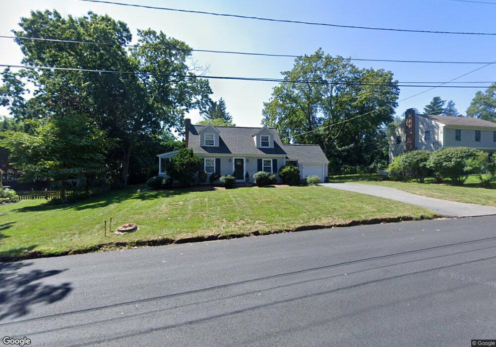 9 Edgewood Dr, Barrington, RI 02806 - photo 1