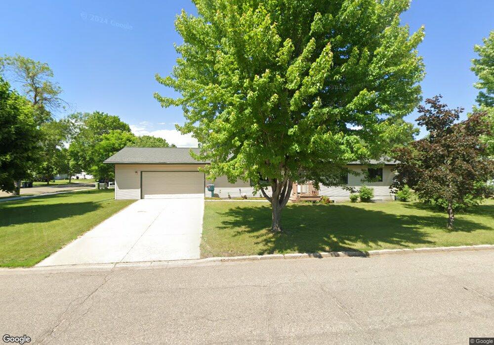 519 13th Ave W, Alexandria, MN 56308 - photo 1