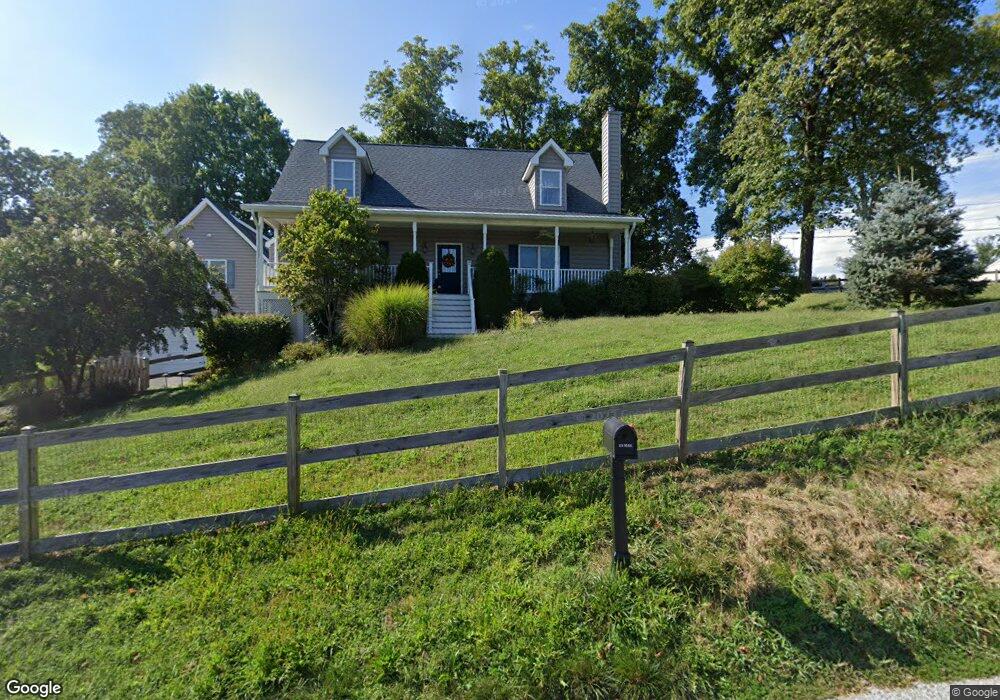 10698 Stansfield Rd, Laurel, MD 20723 - photo 1