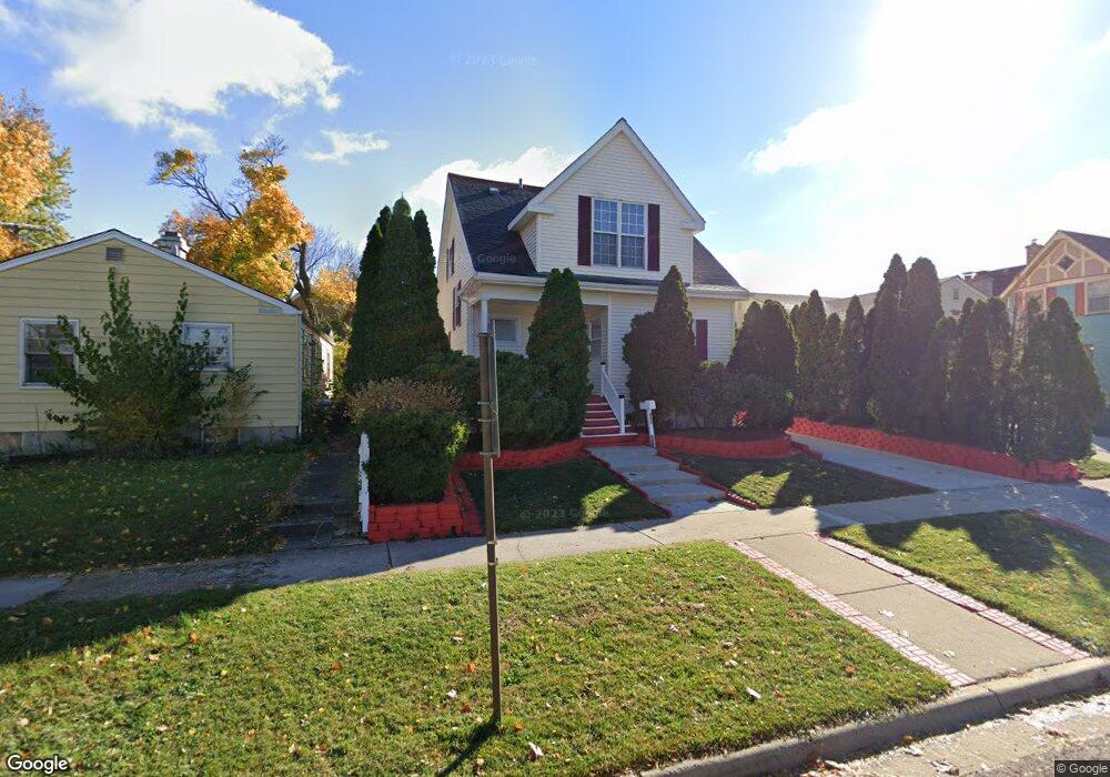 853 N Grove Ave, Elgin, IL 60120 - photo 1