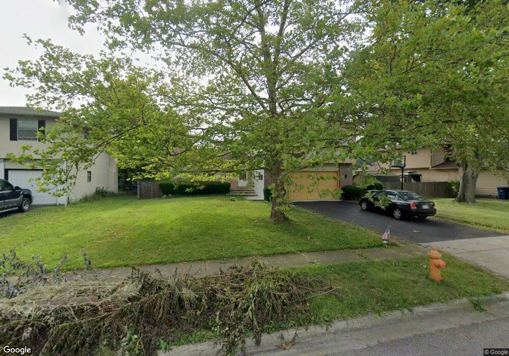 5142 Maplewood Ct E, Columbus, OH 43229 - photo 1