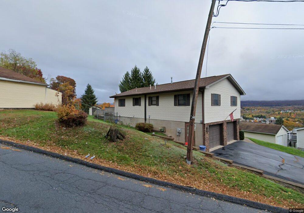 910 Scott Rd, Scranton, PA 18519 - photo 1