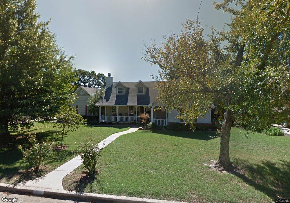 1003 N Douglas Dr, Claremore, OK 74017 - photo 1