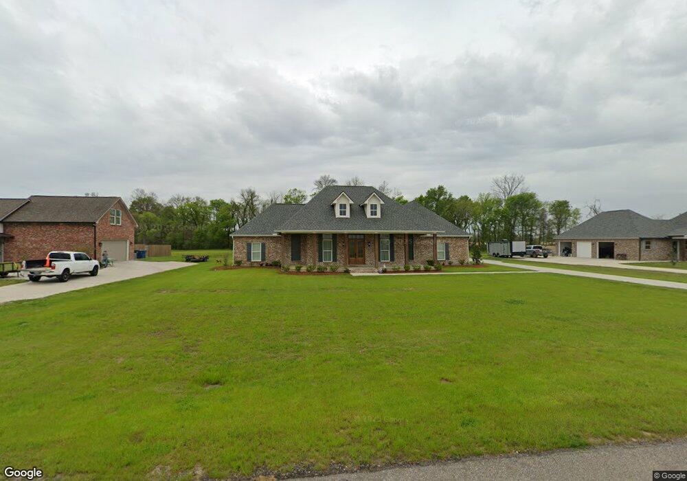 525 Harvest Ln, Port Allen, LA 70767 - photo 1