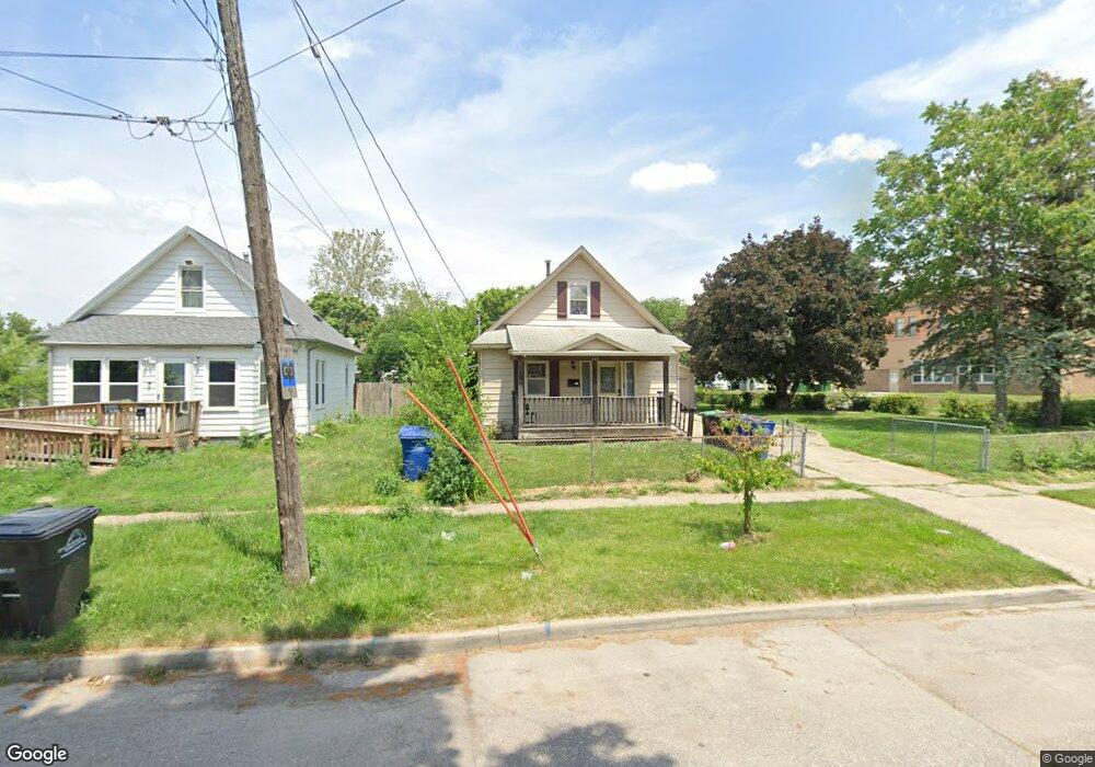 448 E Granger Ave, Des Moines, IA 50315 - photo 1