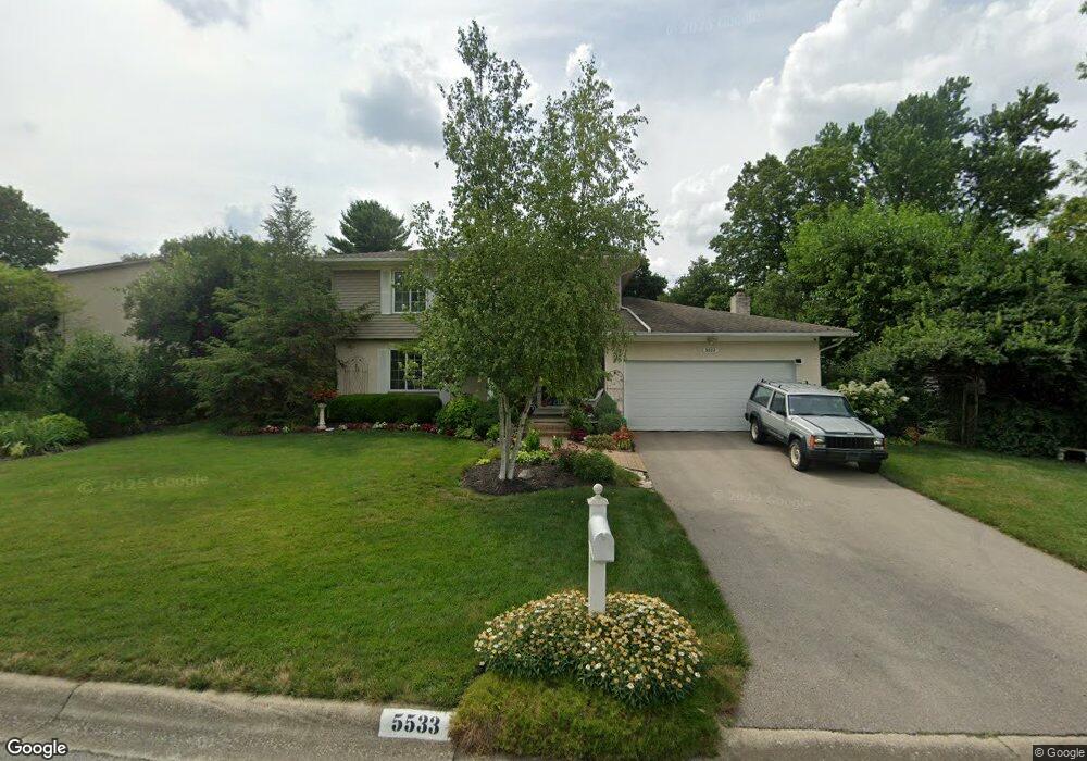 5533 Rockport Rd, Columbus, OH 43235 - photo 1