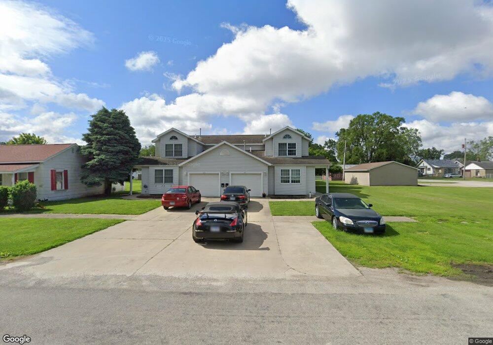 617 Richmond Ave, Mattoon, IL 61938 - photo 1