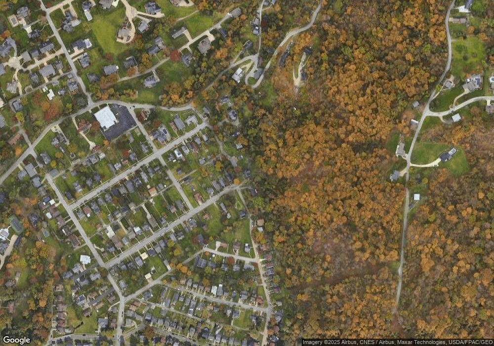 137 Harding Ave, Wheeling, WV 26003 - photo 1