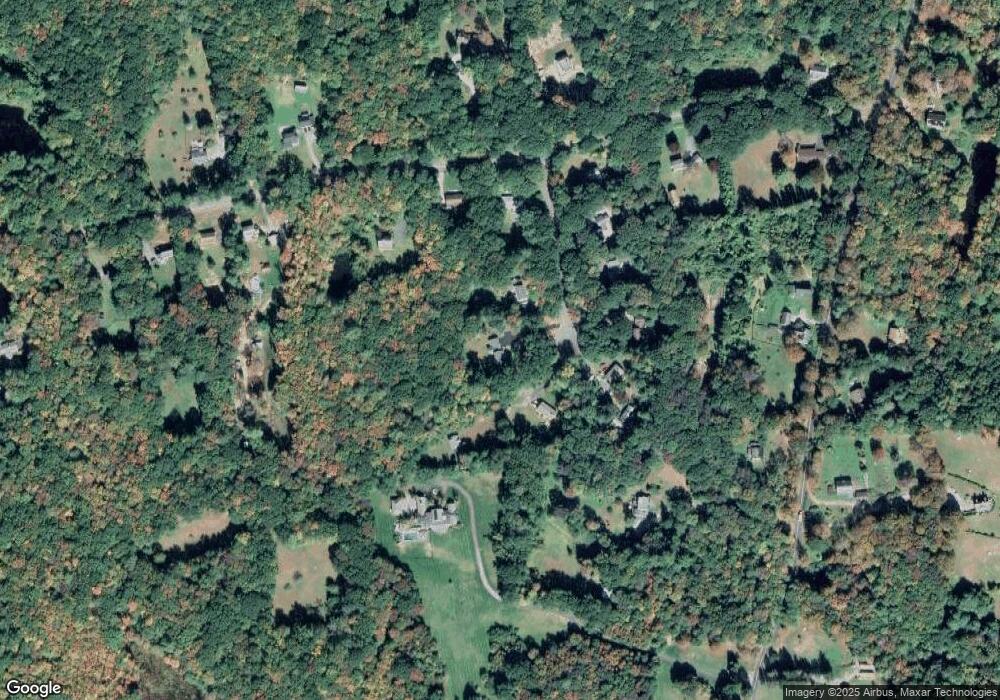 19 Blueberry Ln, New Hartford, CT 06057 - photo 1