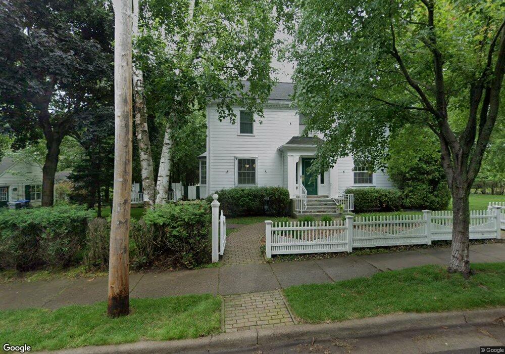 102 E Arrowhead Rd, Duluth, MN 55803 - photo 1