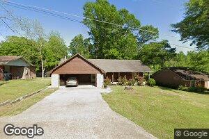 2805 Woodland Dr, Laurel, MS 39440