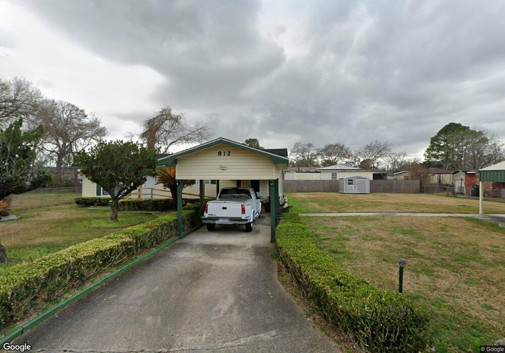 810 Edna St, New Iberia, LA 70560 - photo 1