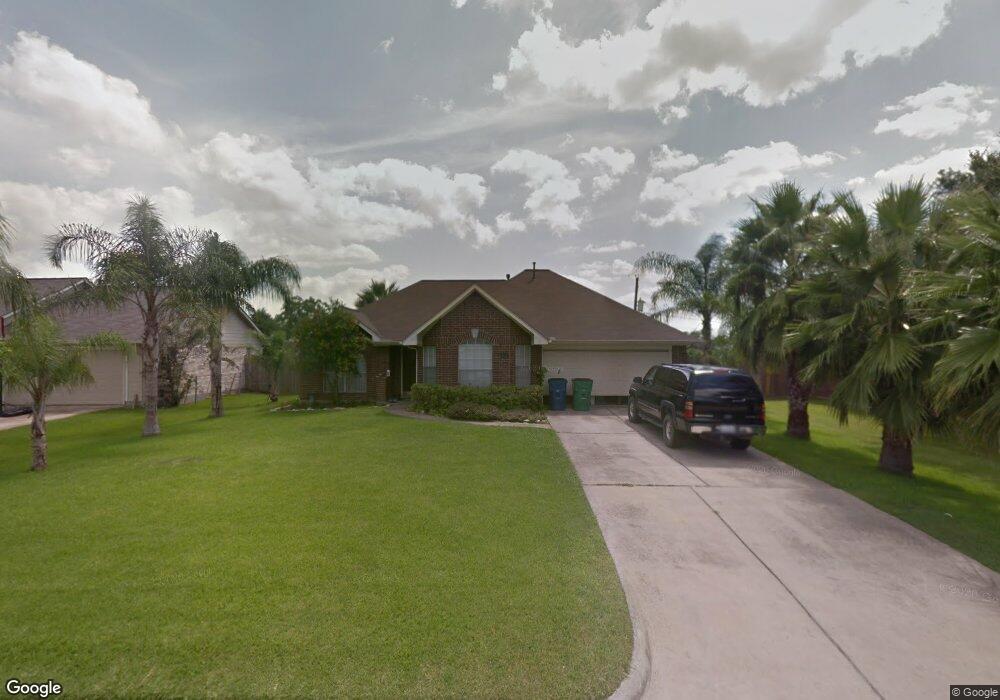 3425 Van Ness Dr, Alvin, TX 77511 - photo 1