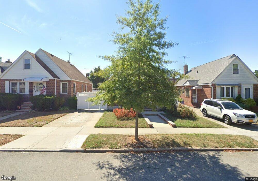 8014 250th St, Bellerose, NY 11426 - photo 1