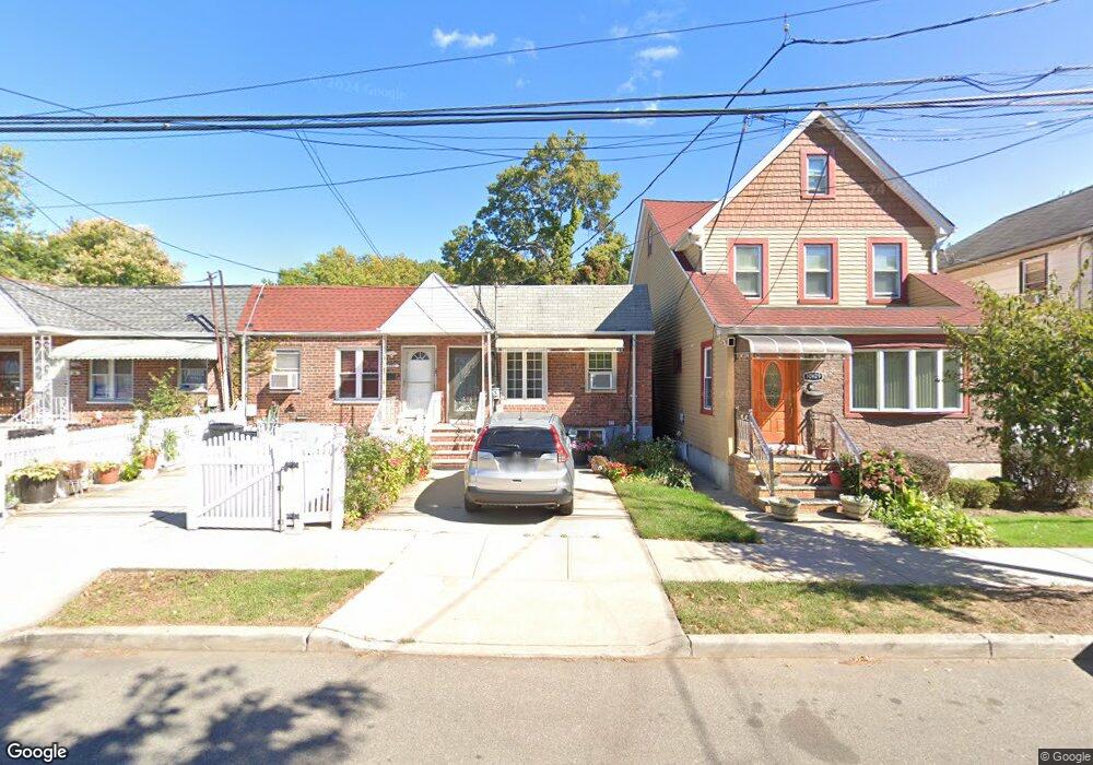 10927 173rd St, Jamaica, NY 11433 - photo 1