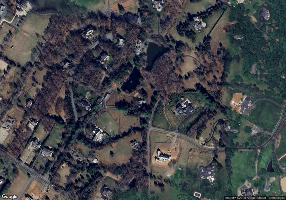 670 Ad Hoc Rd, Great Falls, VA 22066 - photo 1