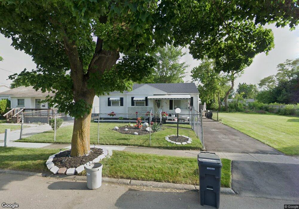 634 W Lorado Ave, Flint, MI 48505 - photo 1