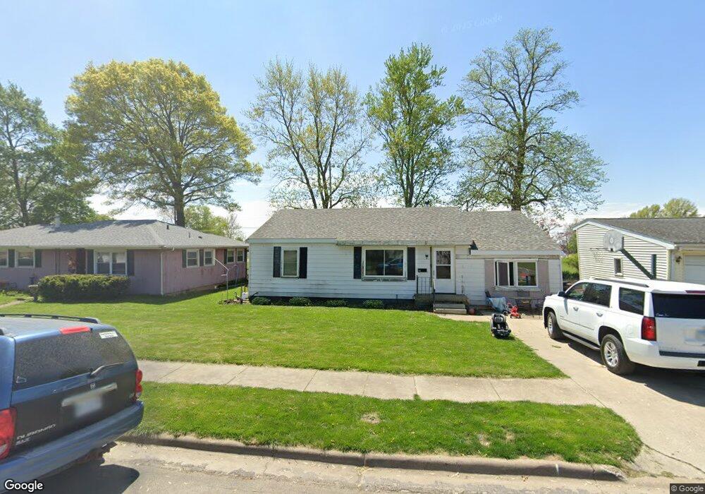 105 Nugent Place, Lincoln, IL 62656 - photo 1